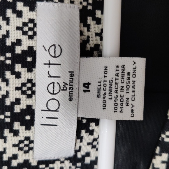 Liberté by Emanuel Ungaro NWT Size 14 Pea Coat Large Black Buttons #918 - Picture 5 of 12